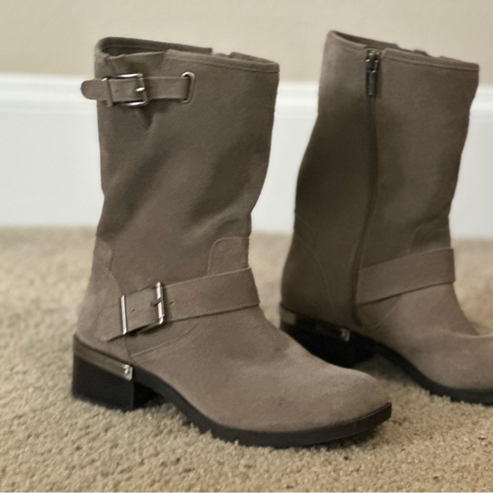 Vince Camuto Tan Boots